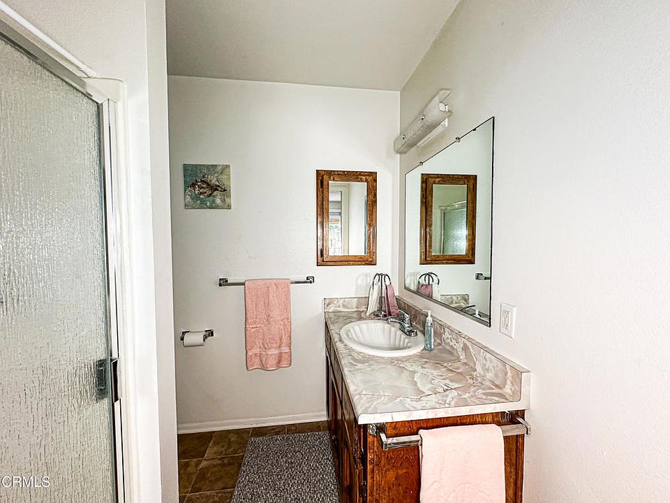2nd image of 242 N 5th St #B