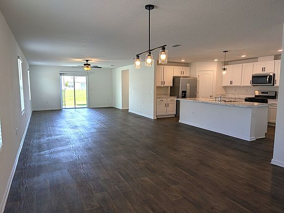 4th image of 232 Encanto Way
