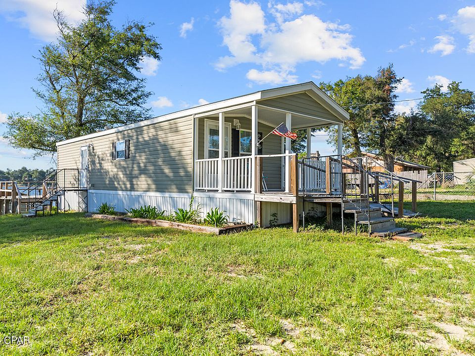 1st image of 303 Blackshear Dr