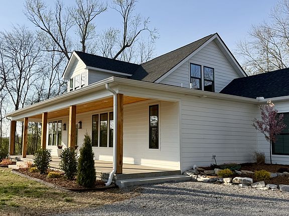 2nd image of 1629 Cairo Rd