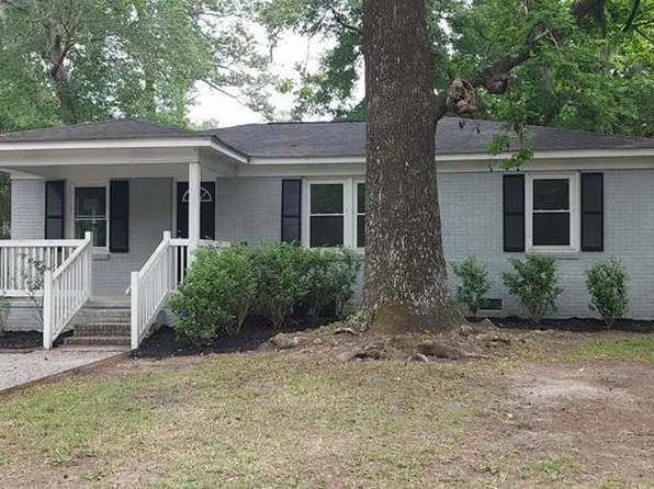 135 Dowling Ave, Walterboro, SC 29488