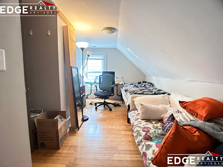 23 Greylock Rd — Photo 10