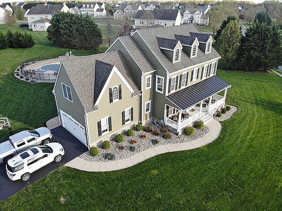 4th image of 135 Cazier Dr
