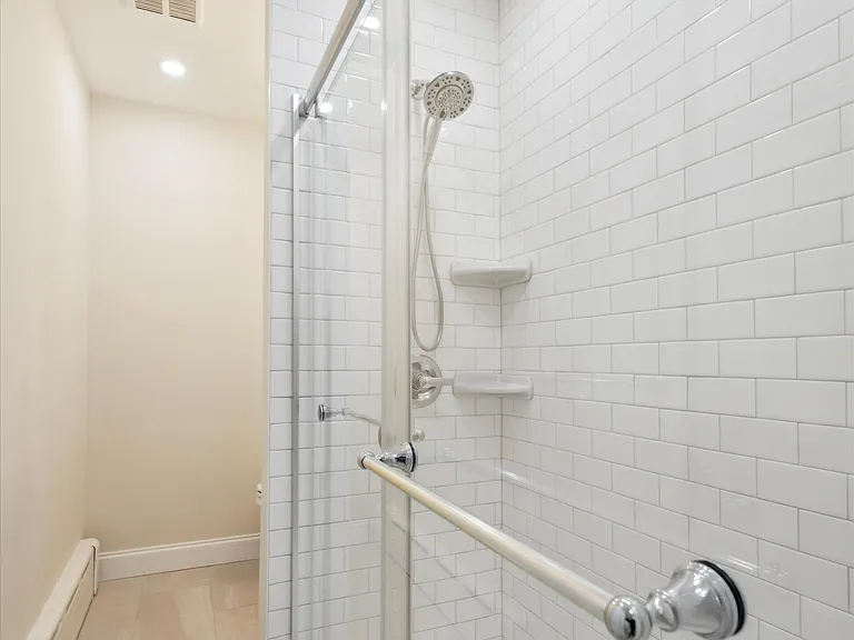 2308 E Allegheny Ave #2 — Photo 17