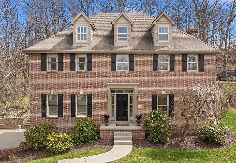 1st image of 128 Oakview Dr