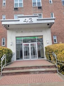43 Bronx River Road #5E, Yonkers, NY, 10704