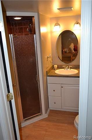 2nd image of 133 Woodward Ave