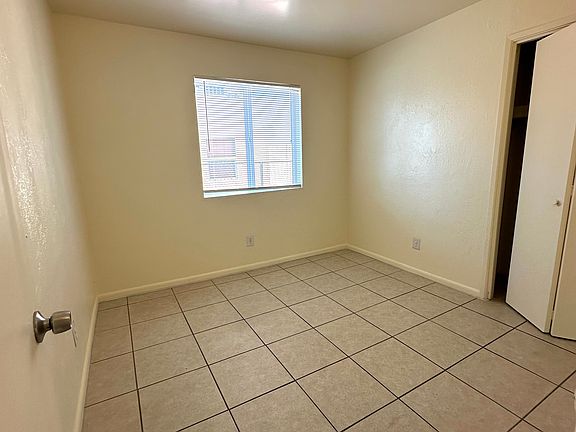 5th image of 734 W Glenn St #734