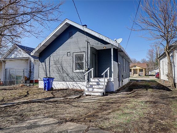 4th image of 1739 E Johns Ave