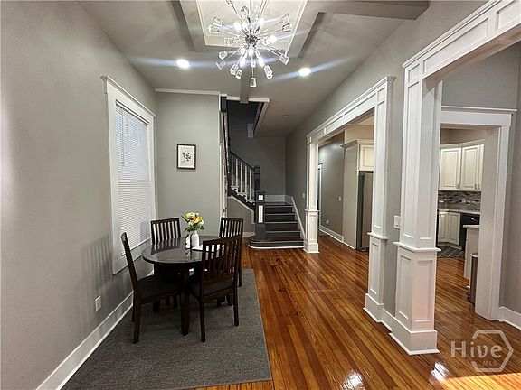 3rd image of 306 W 42nd St #B