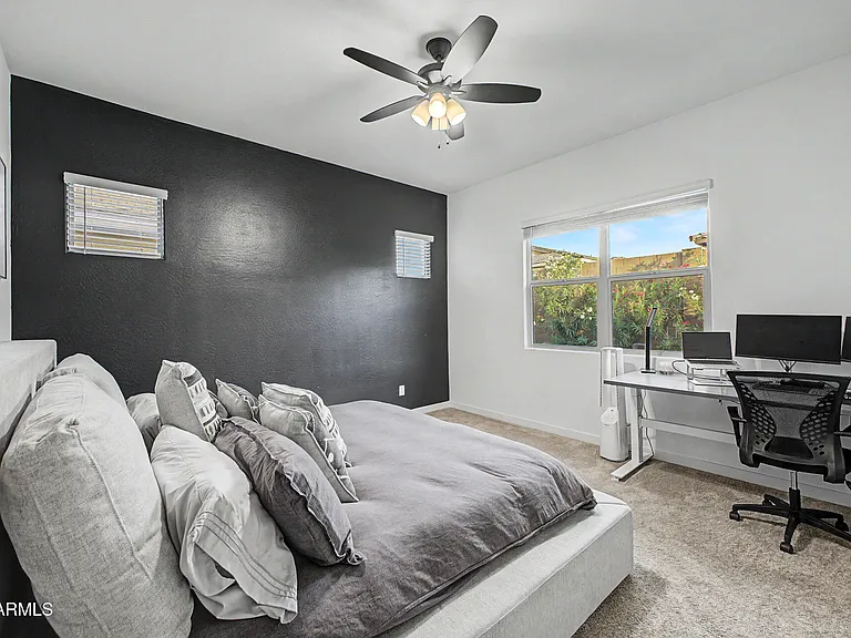 3825 W Buist Ave — Photo 17