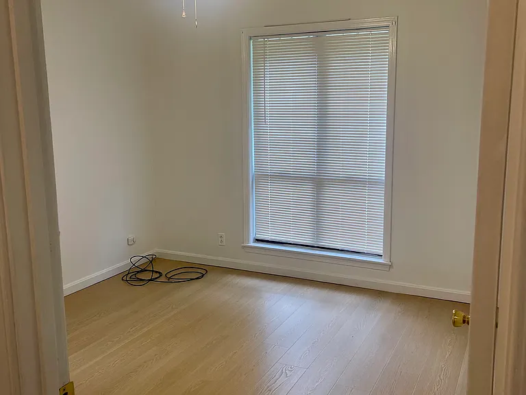 1238 Salem St — Photo 7