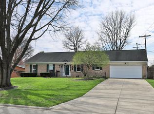 609 Stinson Dr, Columbus, OH 43214