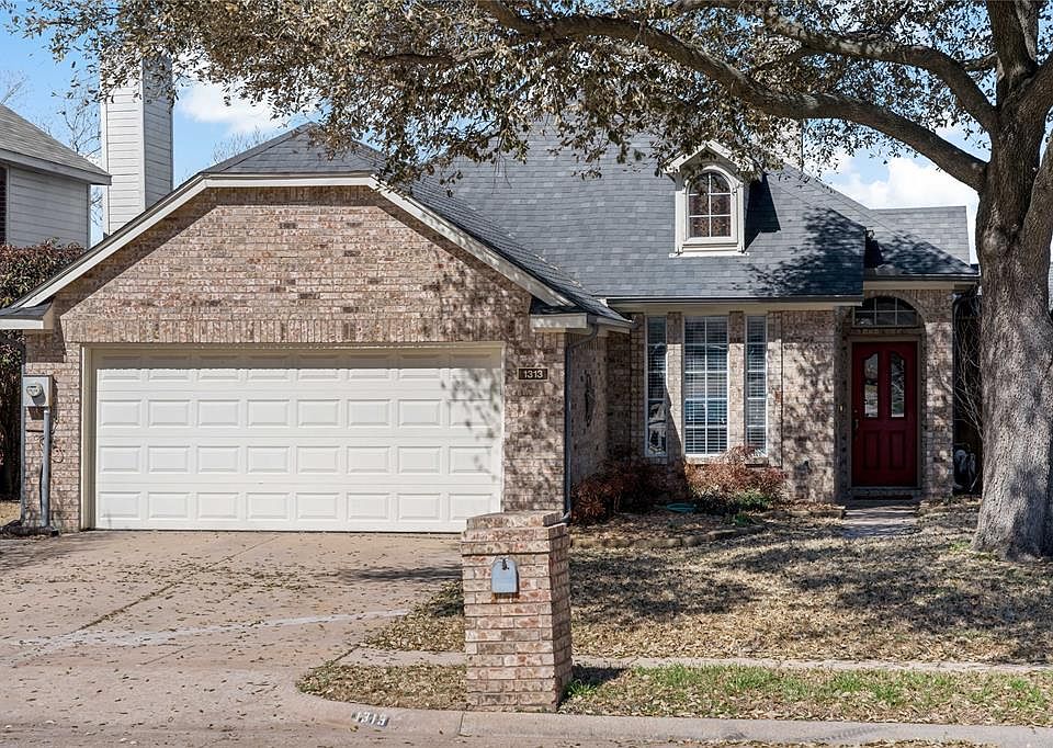 1st image of 1313 Berkeley Ct