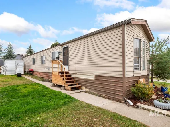 609 N Almon Space 2030, Moscow, ID 83843