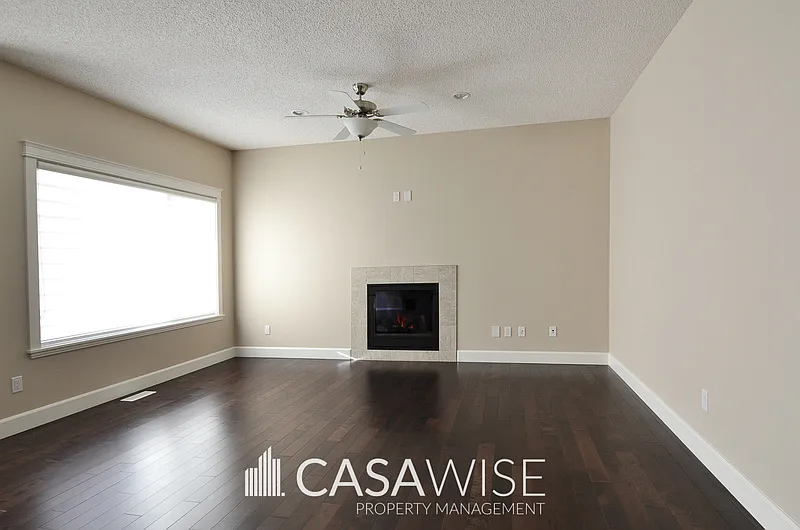 5 bed, 3.0 bath, 2234 sqft, $2,900 — Photo 4