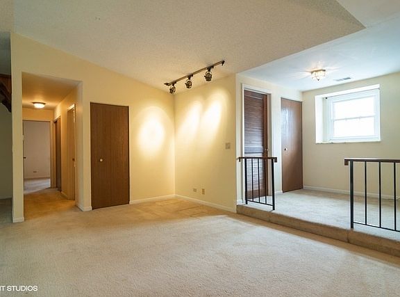 2nd image of 172 Grove Ave Unit C