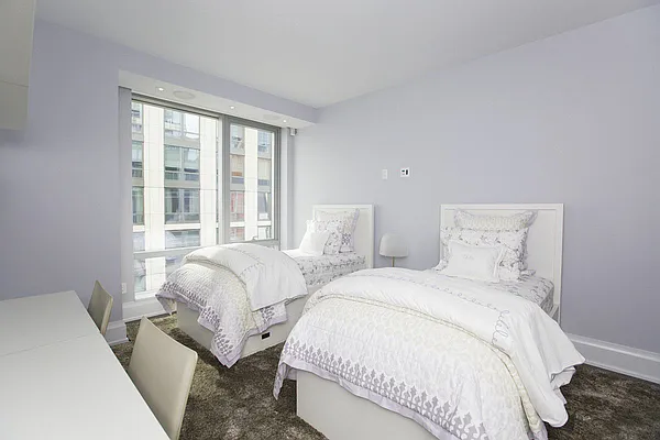 Rented by BLU Real Estate | media 38