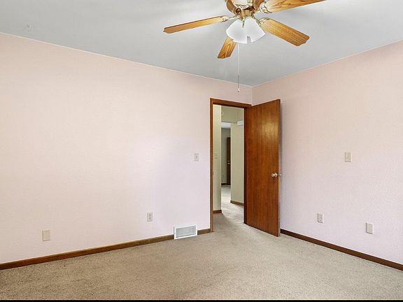 5th image of 514-516 Dane St #514