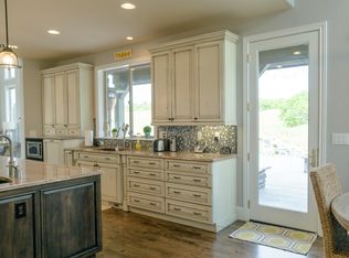 6633 Diamond Ridge Pkwy, Castle Rock, CO 80108