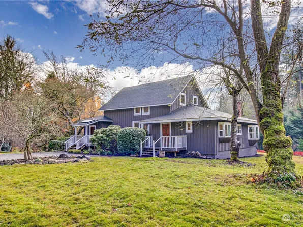 14195 Stranne Road NE, Bainbridge Island, WA 98110