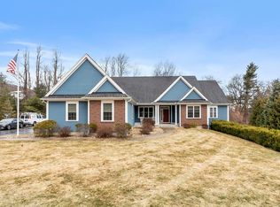 40 Royal Oaks Way, Leominster, MA 01453