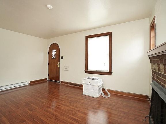 3rd image of 2761 Faber Ave