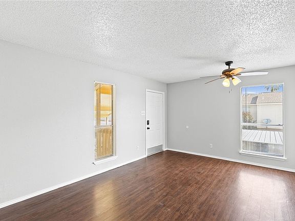 5th image of 6702 Everhart Rd #M106-m-106