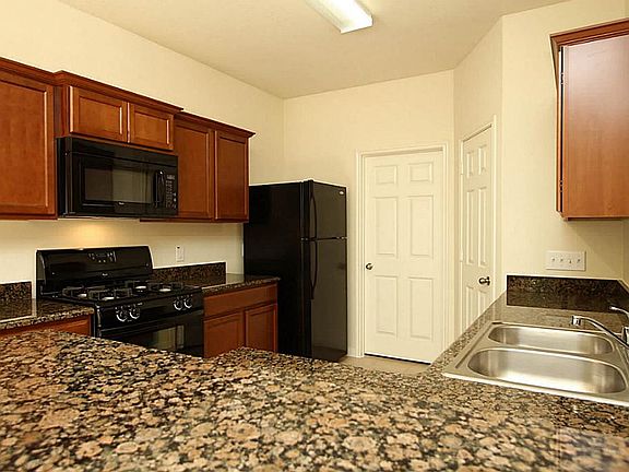 4th image of 1122 Rose Meadow Blvd