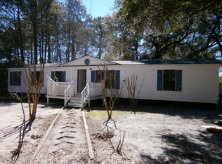 9 Noye Wiggins Dr, Beaufort, SC 29906