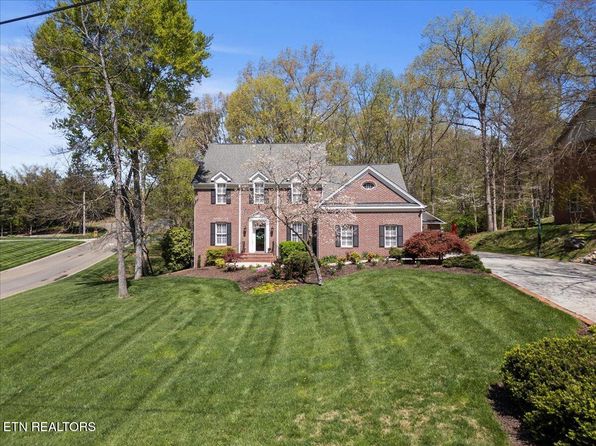 203 Franklin Pl, Clinton, TN 37716
