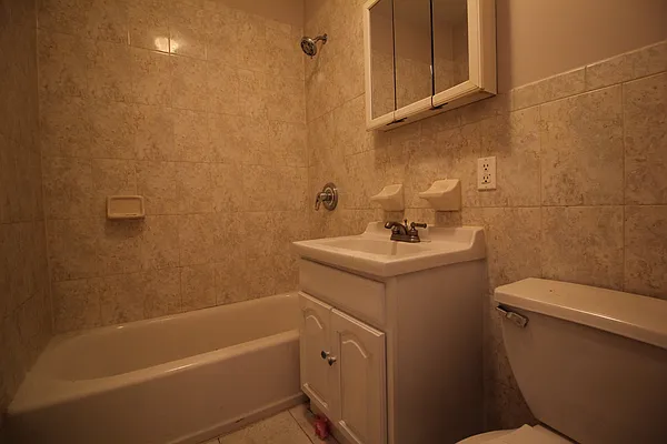 Rented by Hagstrom Management Inc | media 84