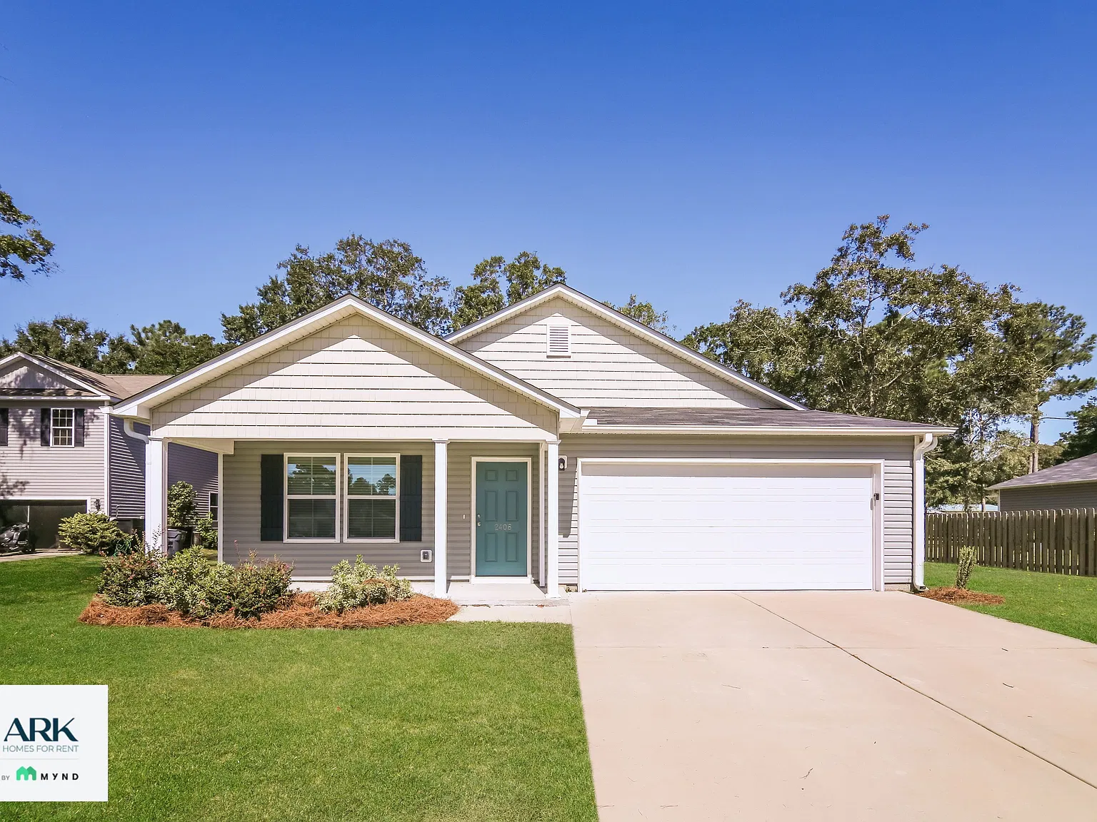 4 bed, 2.0 bath, 1607 sqft, $1,935 — Photo 1