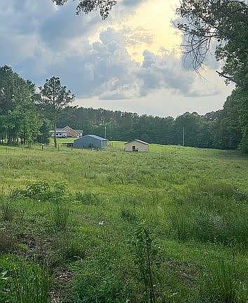2nd image of 157 Crowder Creek Rd