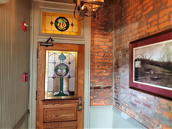 main entry-outer foyer