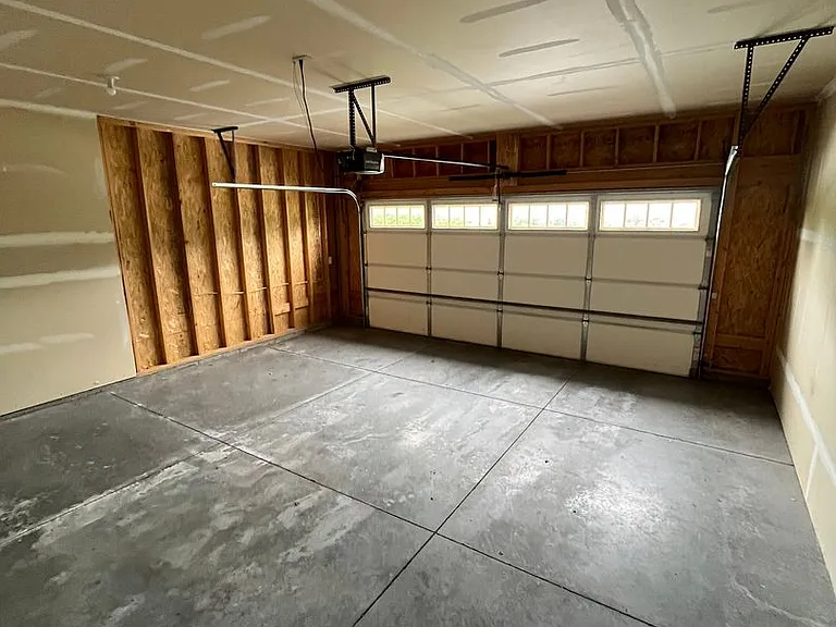 3302 White Oak Ln — Photo 7