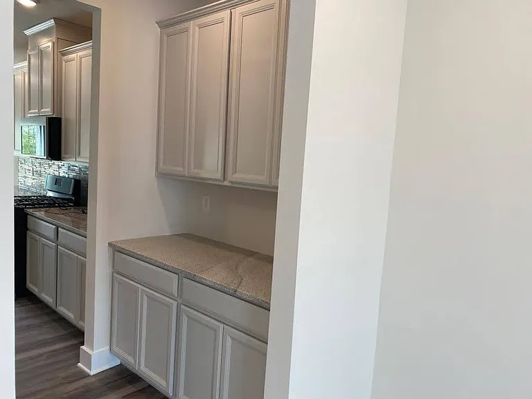 393 Pewter Cir — Photo 8