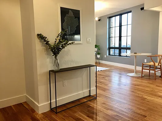 Rented by City Vista Inc | media 40