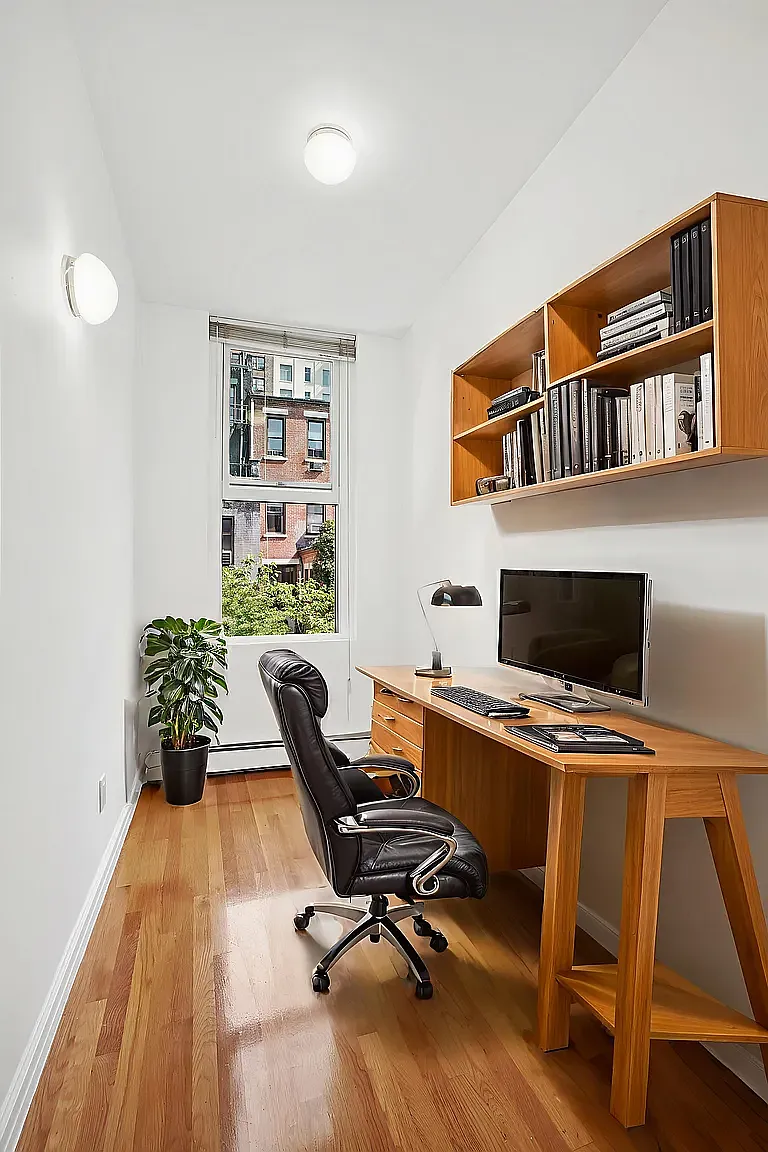 31 West 95th Street — Photo 4