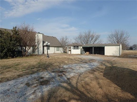 5th image of 1764 Littrell Ln