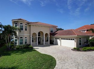 314 Harbor View Ln, Largo, FL 33770