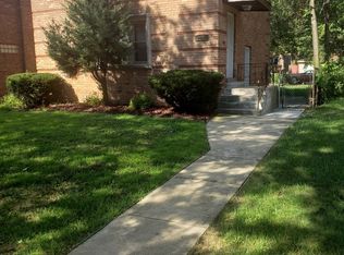 9938 S Calhoun Ave, Chicago, IL 60617