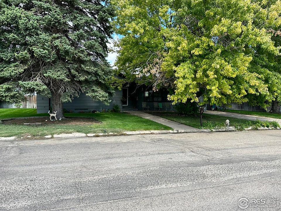 2nd image of 2194 Donelan Ave