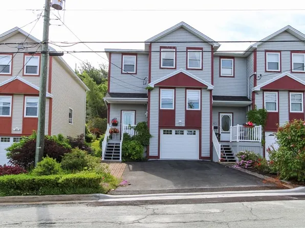 73 Hillview Drive East Drive, St John's, NL A1E1A8