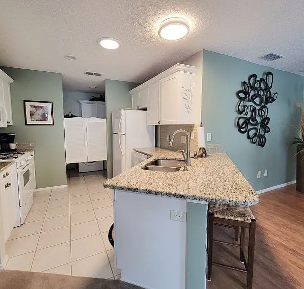 2845 Barboza Dr — Photo 9