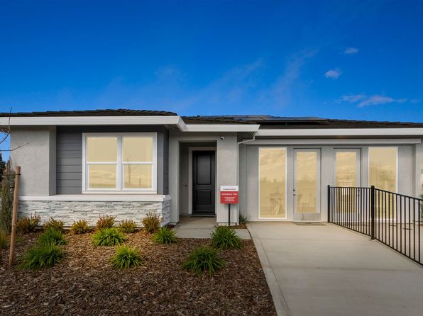 Residence 1 Plan, Cresleigh Bluffs at Plumas Ranch
