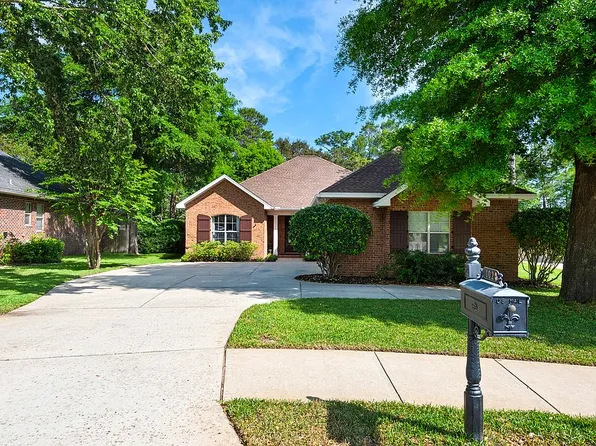102 Black Bear Cir, Niceville, FL 32578