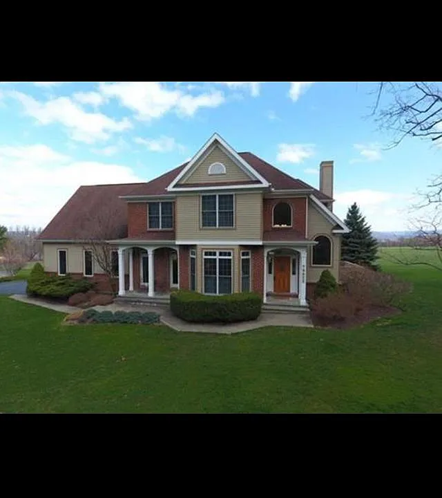 3 Perry Ln