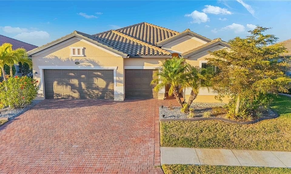 1st image of 13634 VANCANZA DRIVE