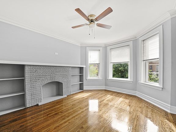 2nd image of 5919 S Maplewood Ave